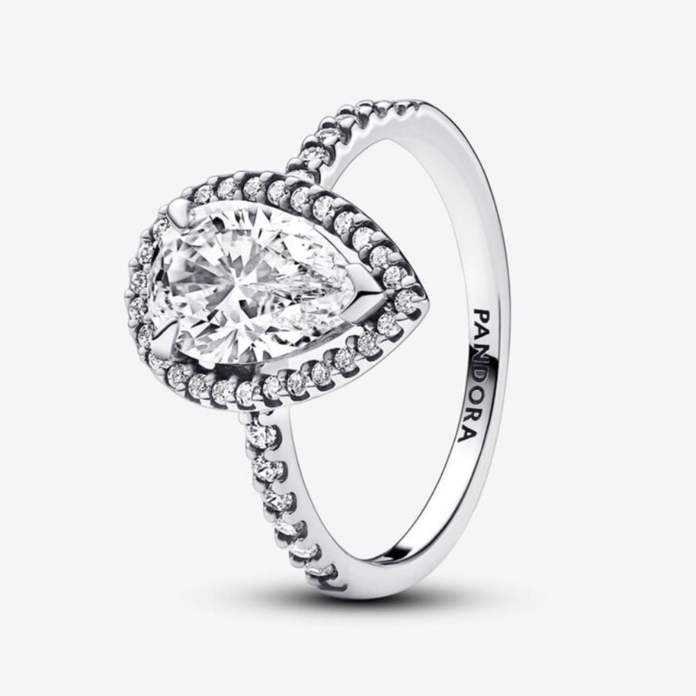 Pandora Sparkling Pear Halo Ring Size 7